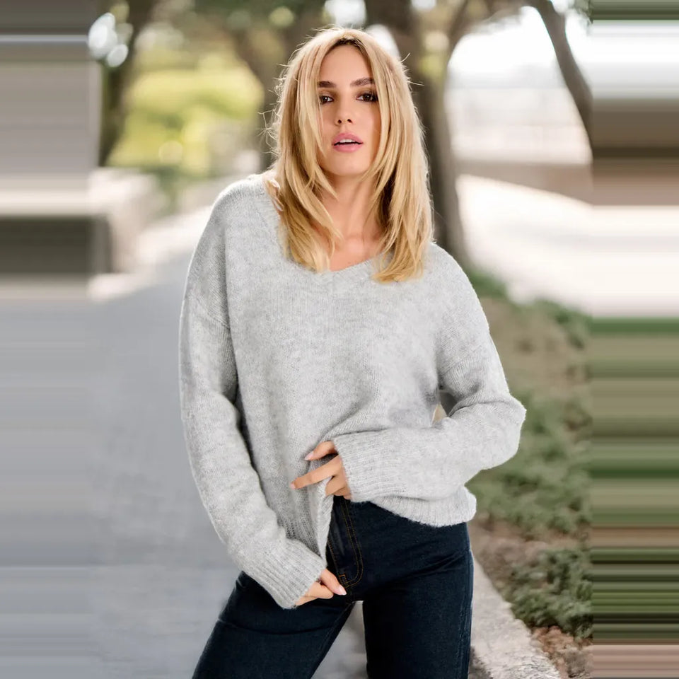 Sinsay Women's Light Grey V-Neck Ribbed Hem Sweater