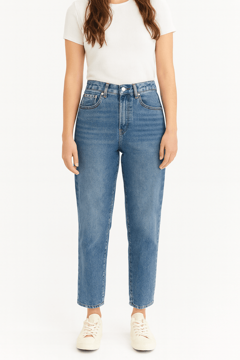 Forever 21 Women's Blue Mom High Rise Tapered Leg Jeans |Forever 21 In Lebanon