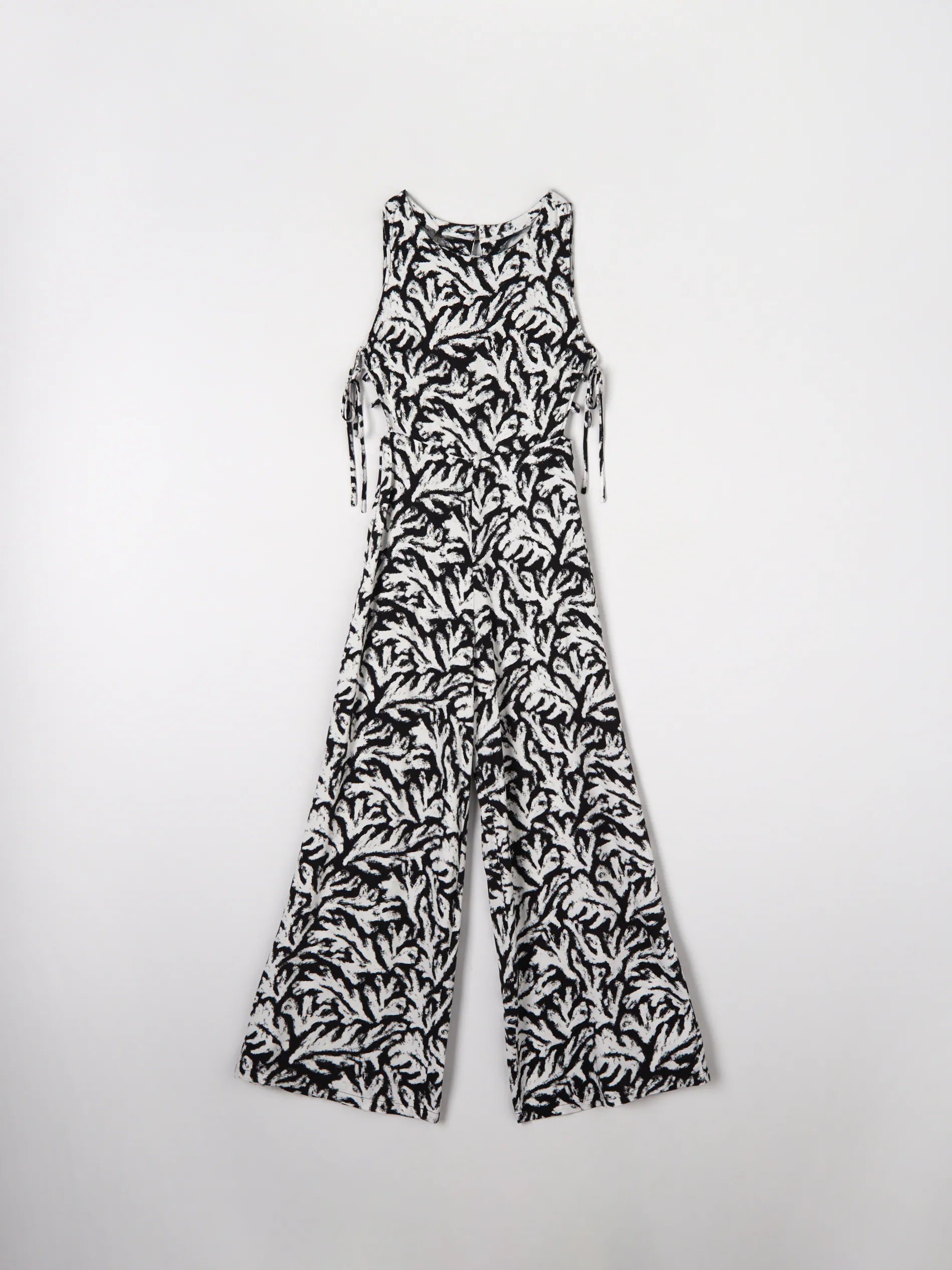 Sinsay Women's White & Black Sleeveless Jumpsuit | Sinsay In Lebanon