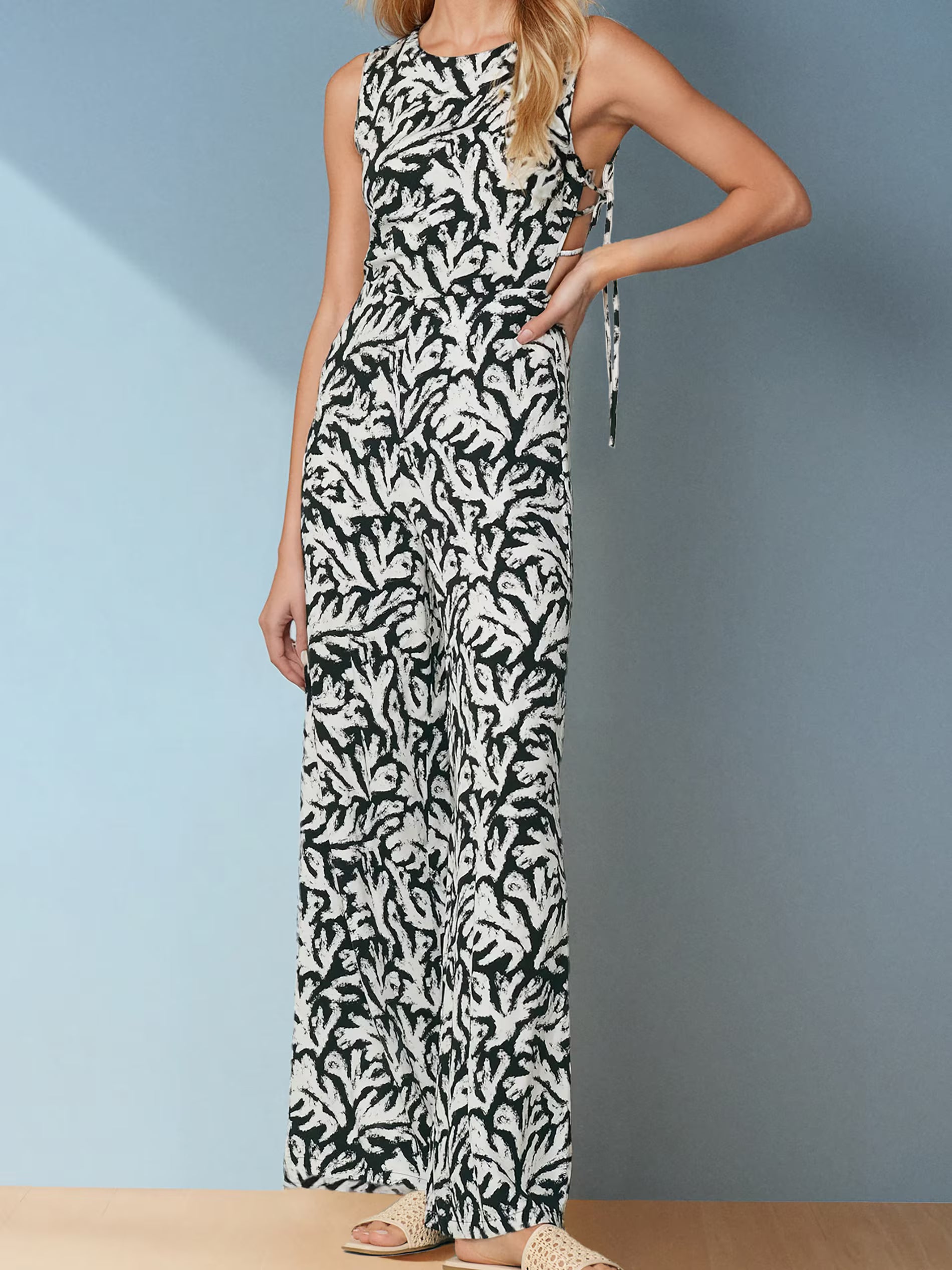 Sinsay Women's White & Black Sleeveless Jumpsuit | Sinsay In Lebanon