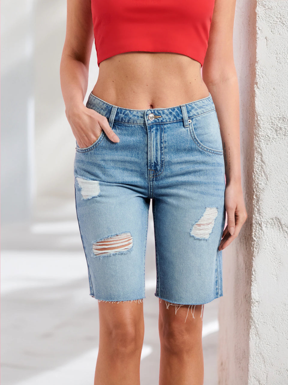 Sinsay Women's Blue Distressed Denim Short | Sinsay In Lebanon