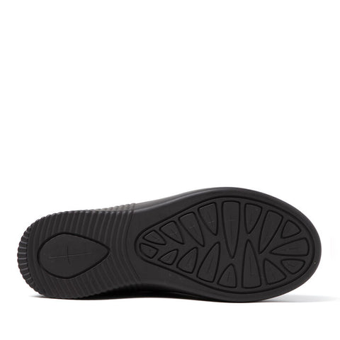 Dearfoams Women's Gray Livie X Strap Knit Trainer Sneakers |Dearfoams In Lebanon