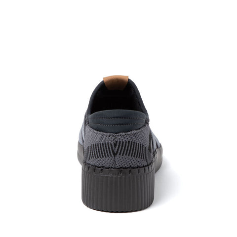 Dearfoams Women's Gray Livie X Strap Knit Trainer Sneakers |Dearfoams In Lebanon