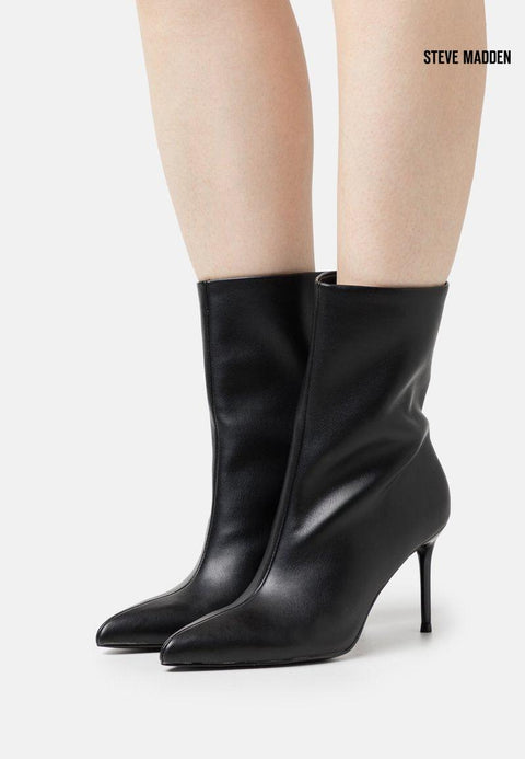 Steve Madden Women's Black Lyricals Synthetic Ankle Boots  |Steve Madden in Lebanon