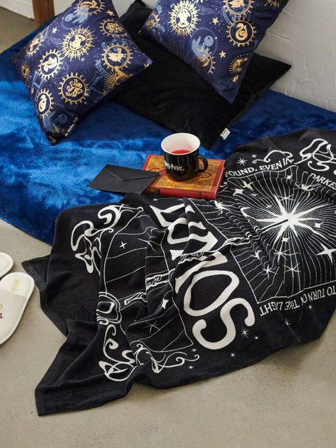 Sinsay Black Harry Potter Towel 70 cm x 140 cm | Sinsay In Lebanon
