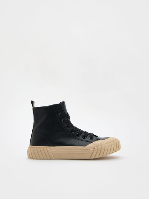 Reserved Boy's Black High Top Sneakers |Reserved In Lebanon
