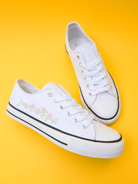 Sinsay Women's White Floral Embroidery Ankle Length Sneakers|Sinsay In Lebanon