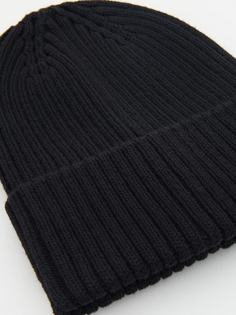 Reserved Boy's Black Ribbed Knitted Hat | Reserved In Lebanon