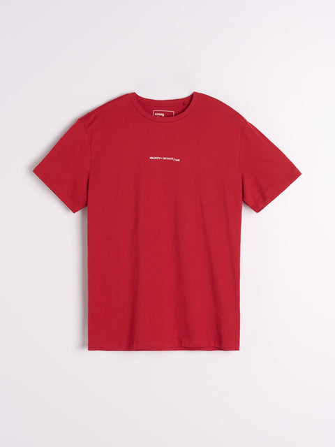 Sinsay Men's Red With a Small Inscription In The Middle  T-Shirt   |Sinsay  in Lebanon