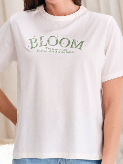 Sinsay Women's White Embroidered Inscription T-shirt |Sinsay In Lebanon