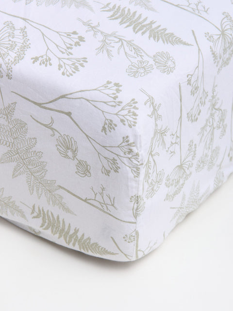 Sinsay Green Woven Fitted Bed Sheet | Sinsay In Lebanon