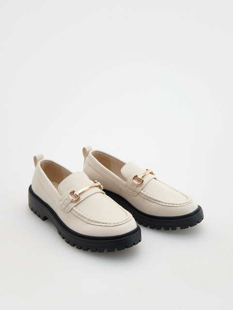 Reserved Women's Off-White Loafers With A Buckle | Reserved In Lebanon
