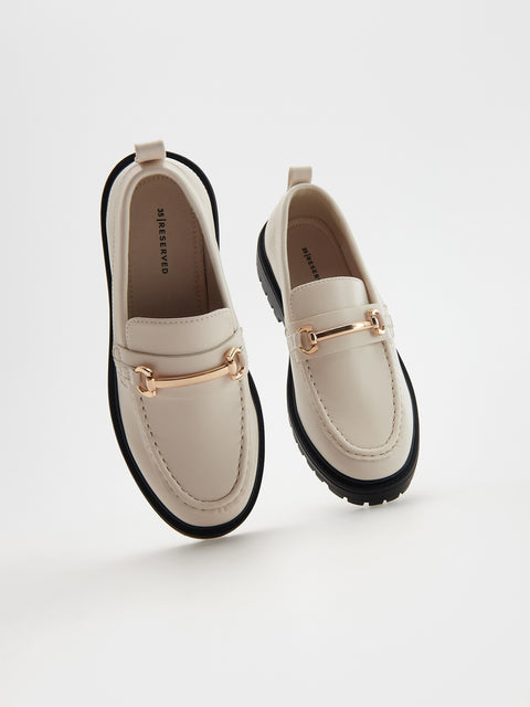 Reserved Women's Off-White Loafers With A Buckle | Reserved In Lebanon