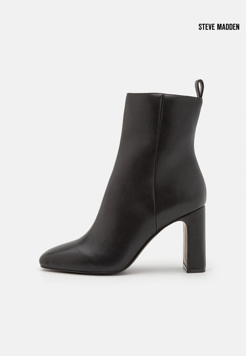 Steve Madden Women's Black Adelisa Heeled Boots |Steve Madden in Lebanon