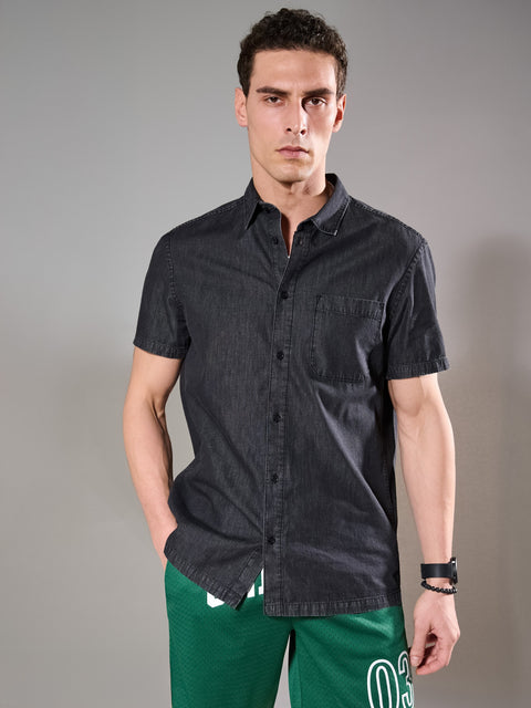 Sinsay Men's Black Regular fit short sleeve Shirts   | Sinsay in Lebanon