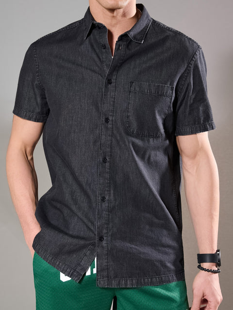 Sinsay Men's Black Regular fit short sleeve Shirts   | Sinsay in Lebanon