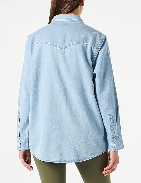 Wrangler Women's Light Blue Heritage Long Sleeve Denim Shirt |Wrangler In Lebanon