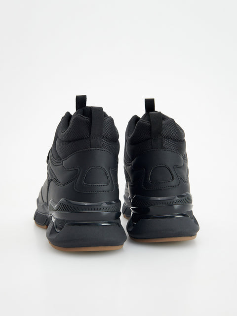 Reserved Men's Black Hiking Boots | Reserved In Lebanon