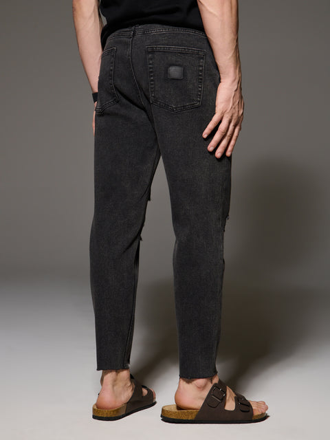 Sinsay Men's Washed  Black Carrot fit Jeans | Sinsay in Lebanon