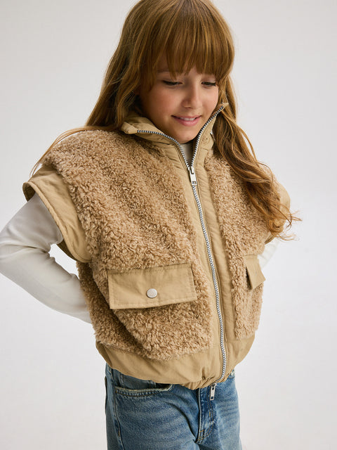 Reserved Girl's Beige Jacket With Detachable Sleeves | Reserved In Lebanon