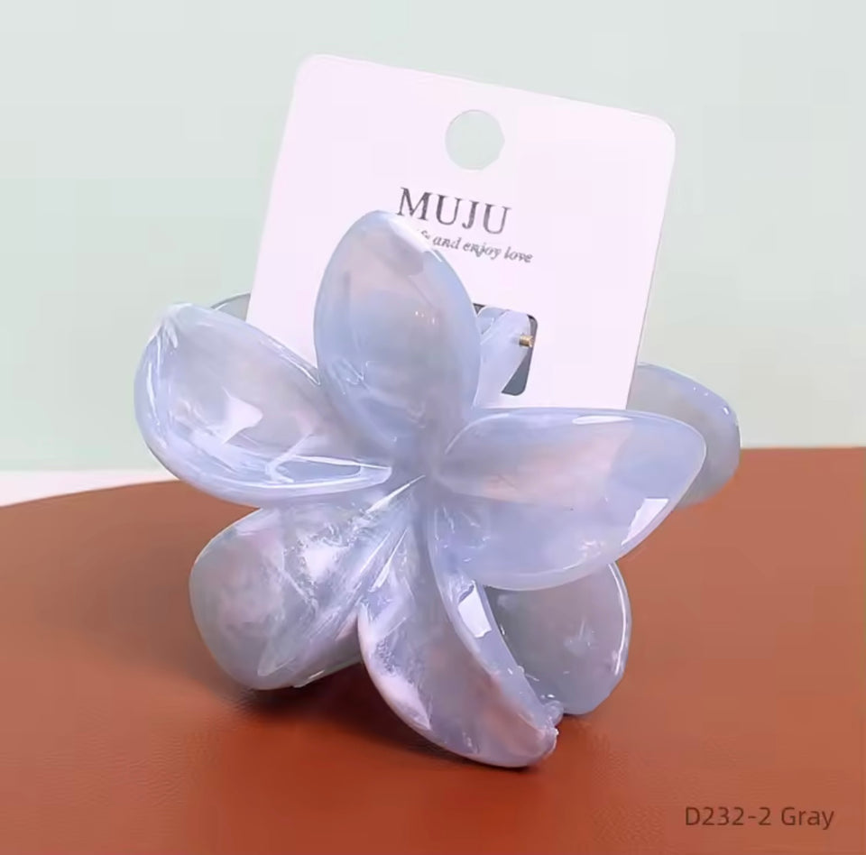 Muju Chroma Flower Hair Clips