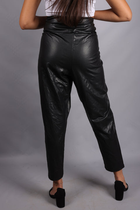 V By Very  Women's Black Faux Leather Pants U7F7A(JA77)