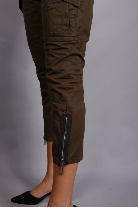 Dsquared2  Women's  Khaki Pants S75KA0791S41791 shr