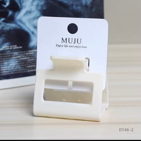 Muju Fashion Rectangle Matte Hair Clip |Muju In Lebanon