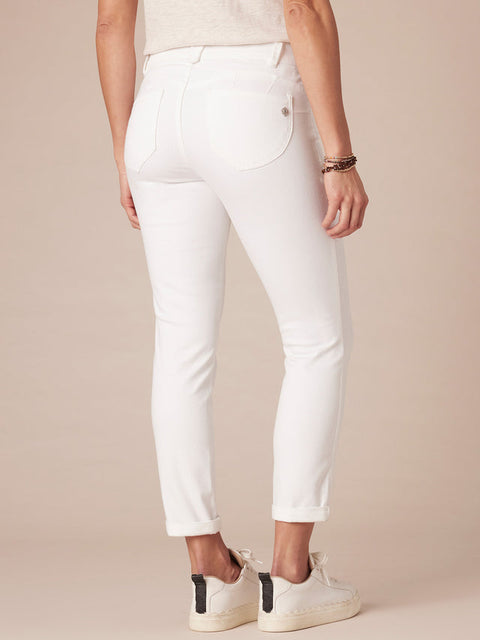 Democracy Women's White "Ab"solution Petite Ankle Skimmer Jeans | Democracy In Lebanon