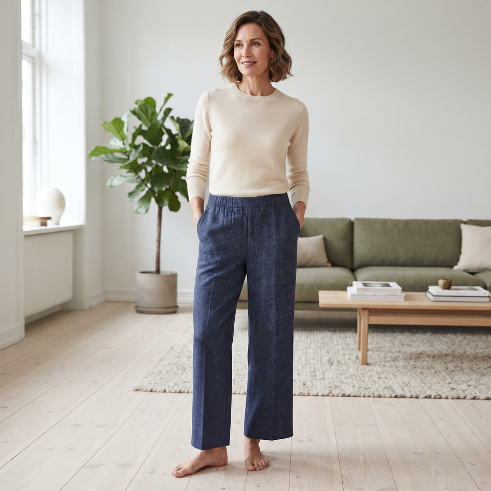 Live 2 Lounge Women's Navy Wide-Leg Sweatpants