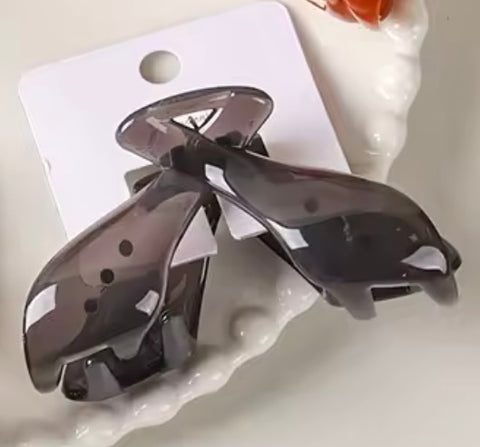 Muju Butterfly bright Hair clip claw |Muju In Lebanon