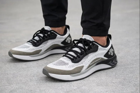 Descente Men's Black & White Basketball Sneakers | Descente In Lebanon