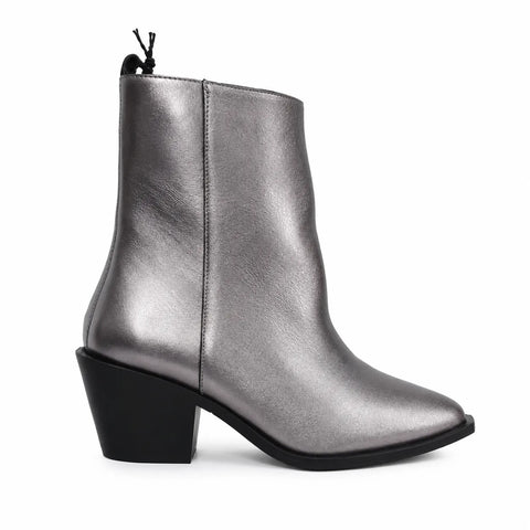 Steve Madden Women's Gun Metal Leather Xylena Boots | Steve Madden in Lebanon