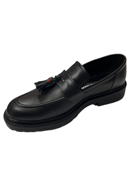 KG Kurt Geiger Men's Black Cooper Leather Tassel Casual Shoes |KG Kurt Geiger In Lebanon