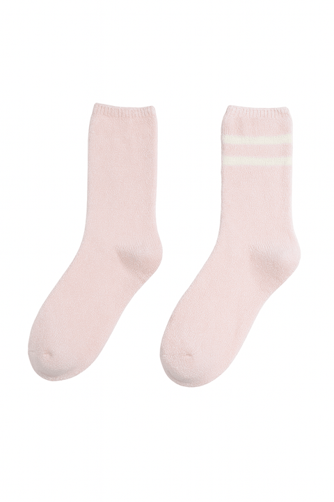 Forever 21 Women's Baby Pink 1 Pair Fleece Crew Socks | Forever 21 In Lebanon