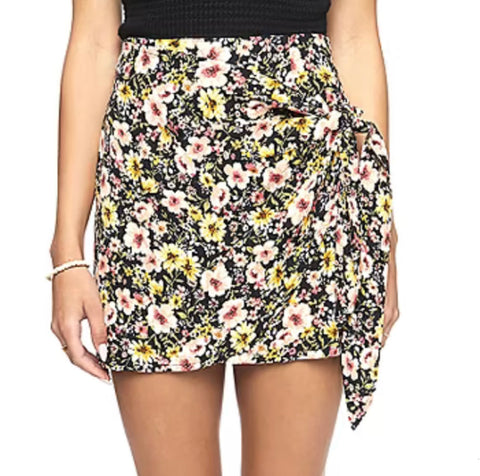 Forever 21 Women's Floral Mid Rise Wrap Skirt | Forever 21 In Lebanon