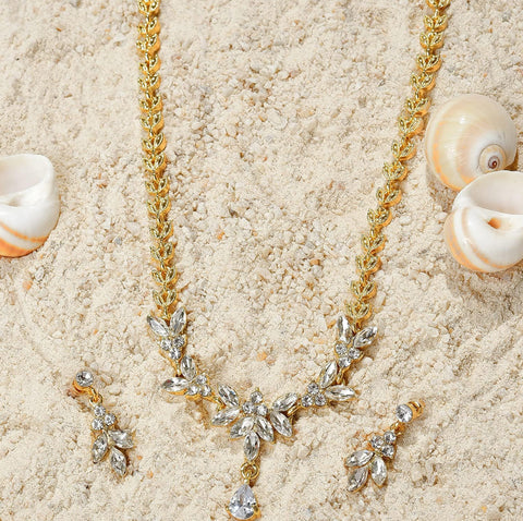 SOHI Women's Gold Stone Leaf Necklace And Earrings (Set Of 2) | SOHI In Lebanon