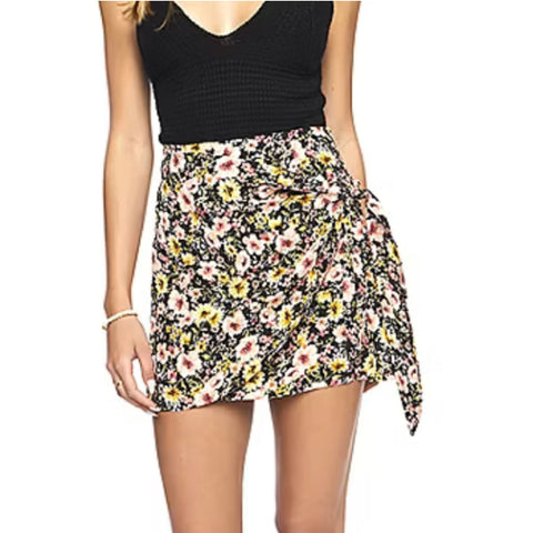 Forever 21 Women's Floral Mid Rise Wrap Skirt | Forever 21 In Lebanon