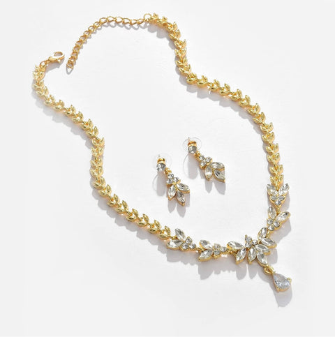 SOHI Women's Gold Stone Leaf Necklace And Earrings (Set Of 2) | SOHI In Lebanon