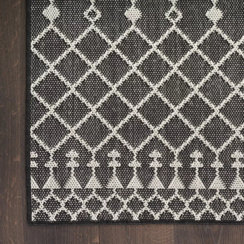 Nourison Black & White Positano Moroccan Trellis Flatweave Outdoor Rug | Nourison In Lebanon