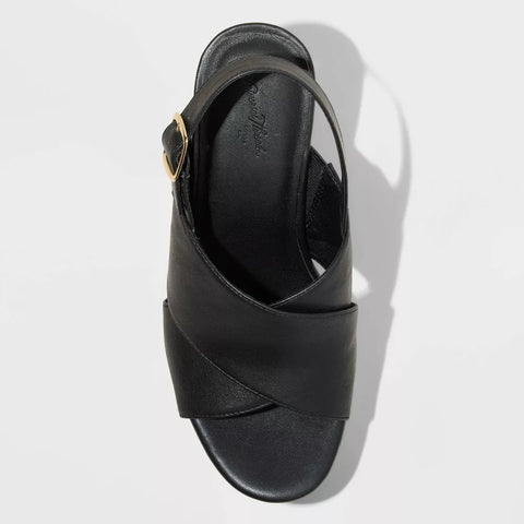 Universal Thread Women's Black Naomi Wood Wedge Heeled Sandals | Universal Thread In Lebanon