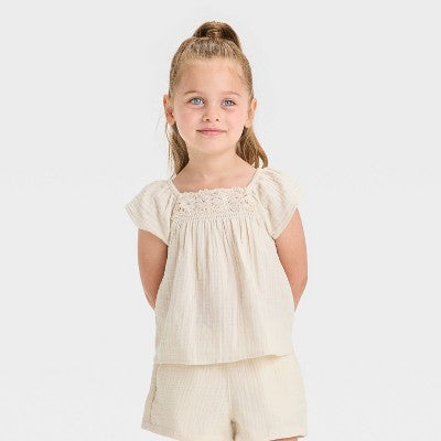 Cat & Jack Baby Girl's Beige 2pc Floral Top & Shorts Set |Cat & Jack in Lebanon