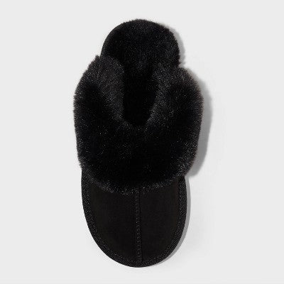 Cat & Jack Girl's Black Inez Scuff Faux-fur Slippers |Cat & Jack in Lebanon