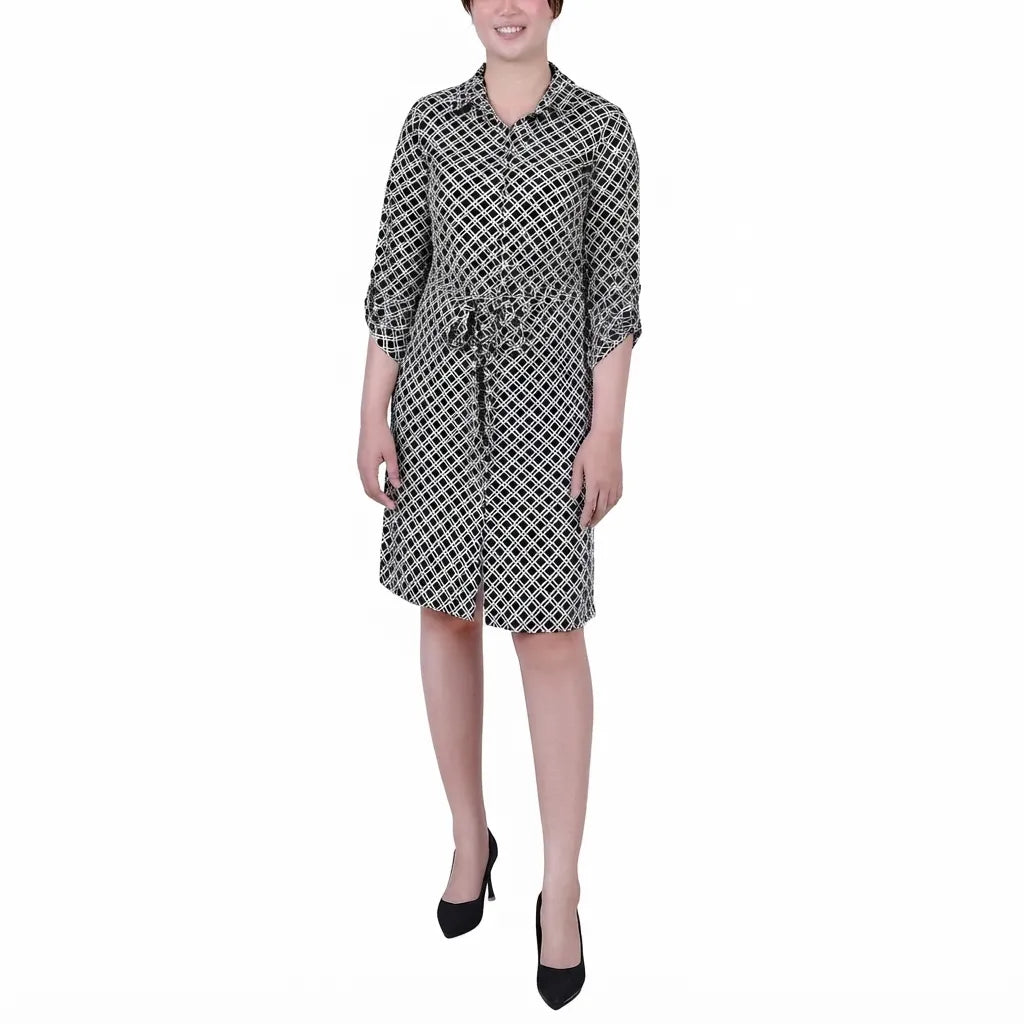 NY Collection  Women's White/Black Petite Geometric Printed Long Sleeve Roll Tab Shirt Dress
