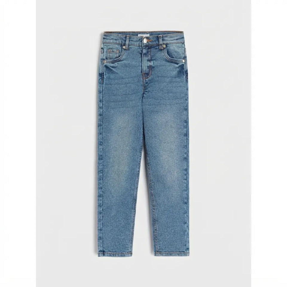 Light blue denim jeans with a straight-to-slightly-relaxed leg, shown flat against a light gray background.