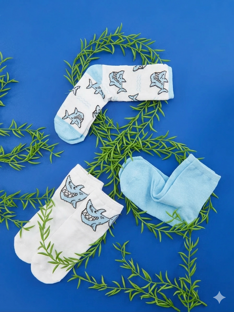 Sinsay Boys Blue & White Shark Print 3-Pack  Socks | Sinsay in Lebanon