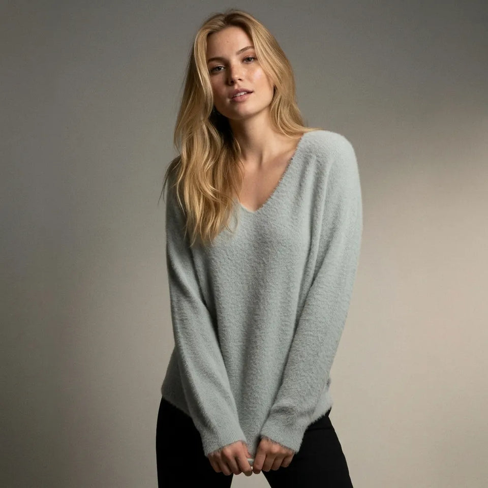 Sinsay Women's Pastel Green V-Neck Soft Knit Sweater