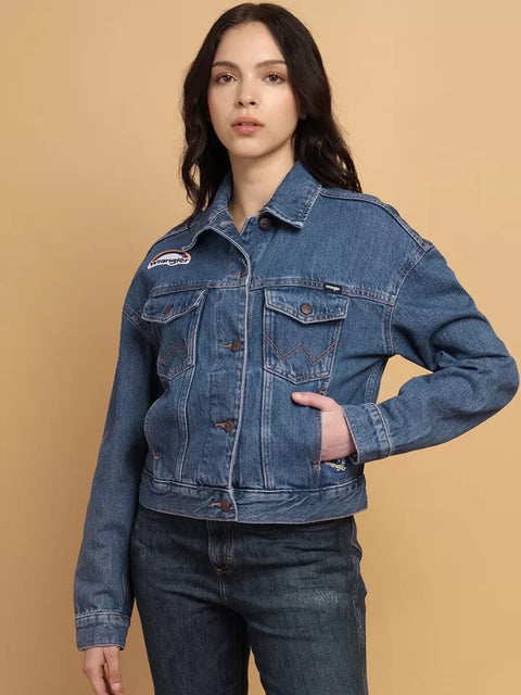 Wrangler Women's Blue Embroidered Crop Denim Jacket |Wrangler In Lebanon