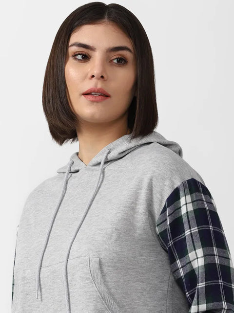 Forever 21 Women's Grey Checkered Cropped Hoodie | Forever 21 In Lebanon