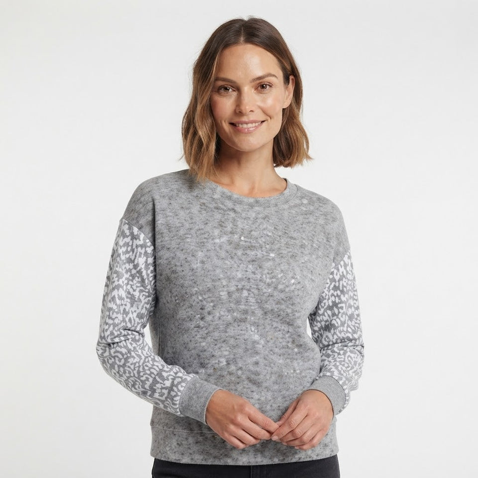 NY Collection Women's Grey Leopard Print Raglan Sleeves Sweatshirt